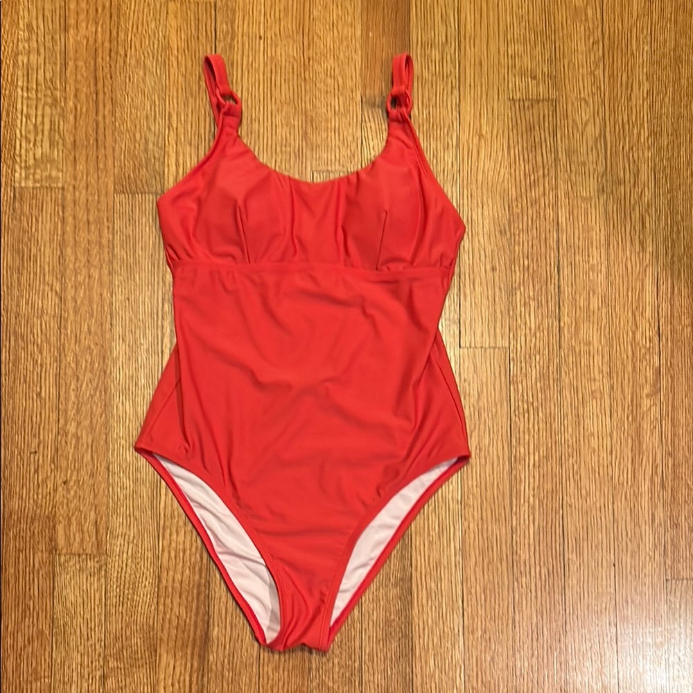 CUPSHE Elegant Red Women's One-Piece Swimsuit Size Medium